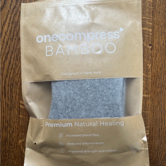OneCompress Bamboo Foot Sleeve. Size L. Set of 2. - Picture 2 of 3